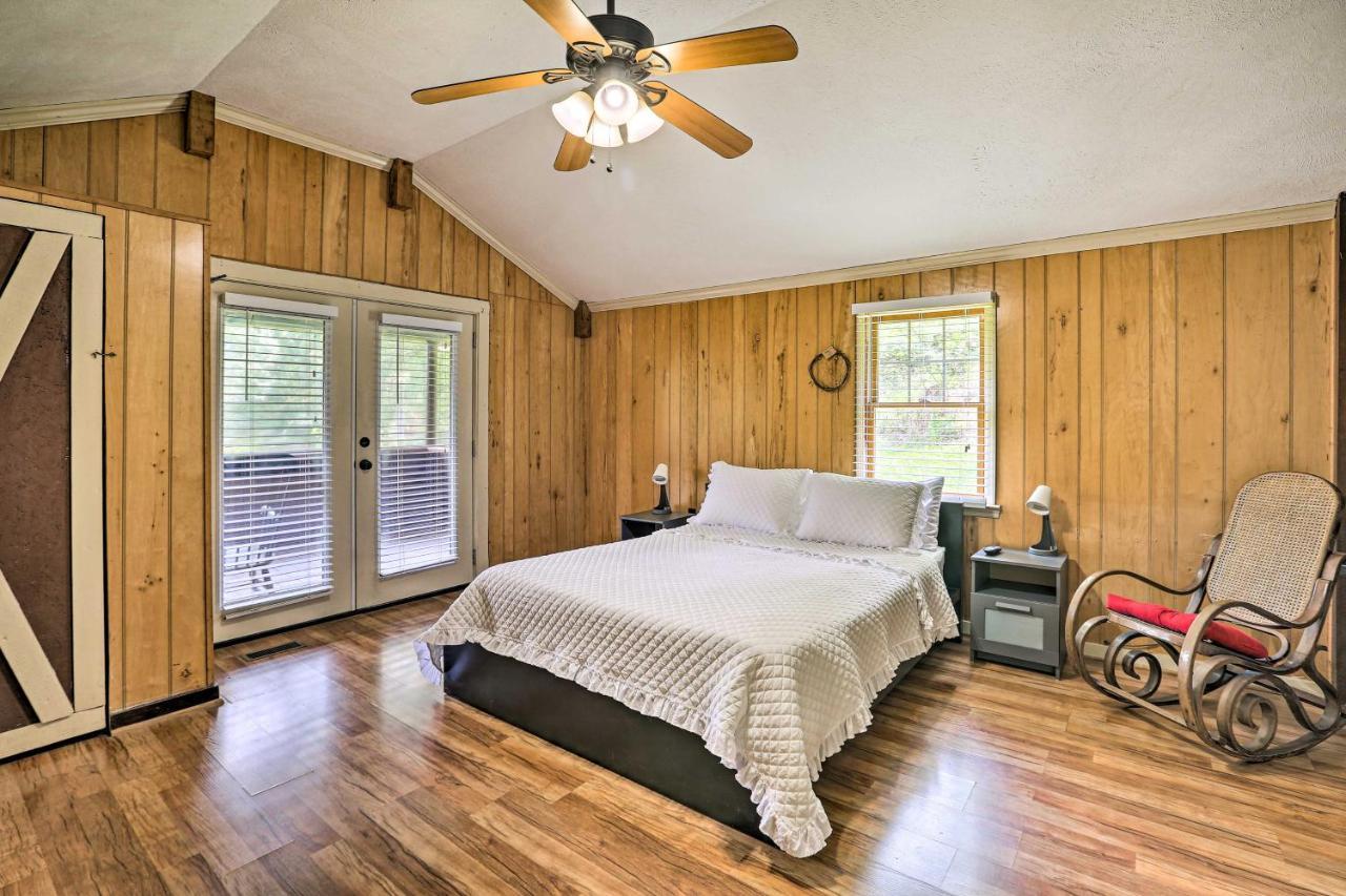 1950S Serenity Pond Cabin With View Peace And Quiet! Talladega Εξωτερικό φωτογραφία